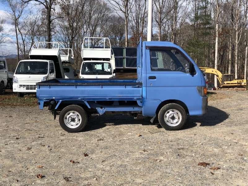 1994 Daihatsu Hijet - Image 2