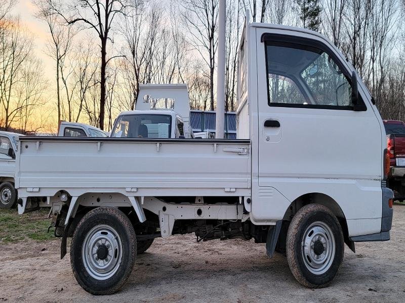 1996 Mitsubishi Minicab - Image 6