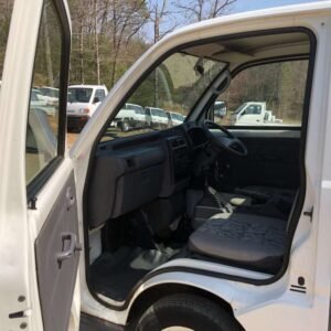 5b564a92-fc4e-4da5-a4e2-200a3e388e17