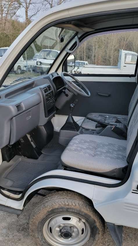 1994 Mitsubishi Minicab - Image 16