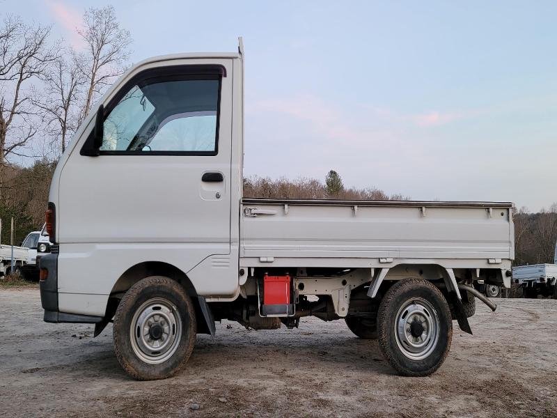 1996 Mitsubishi Minicab - Image 16