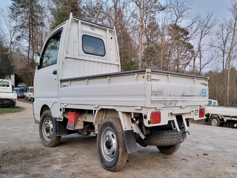 1996 Mitsubishi Minicab - Image 15