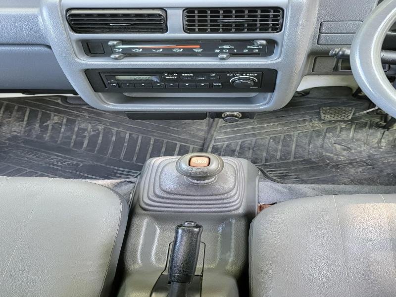 1993 Subaru Sambar - Image 10