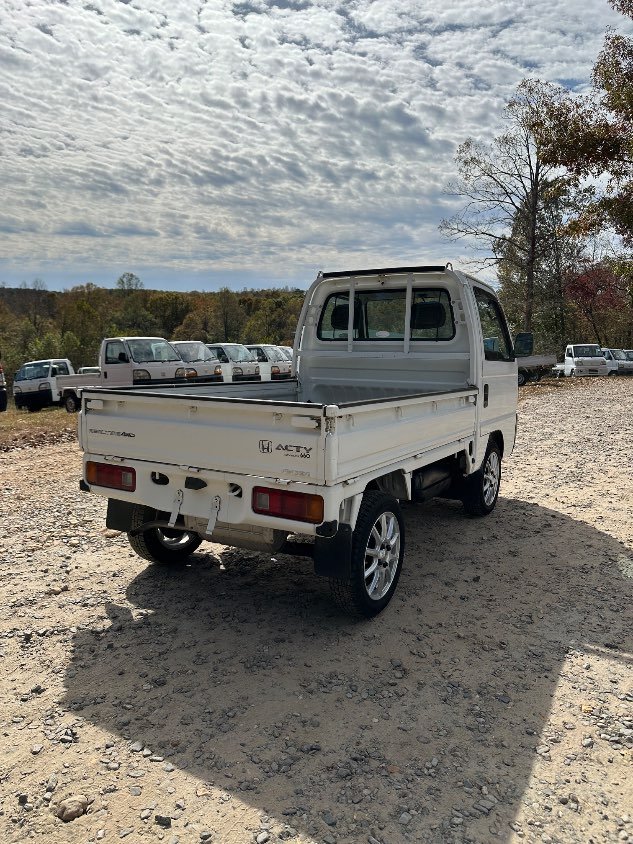 1996 Honda Acty - Image 4
