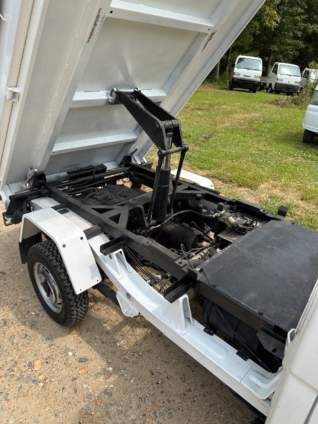 1997 Daihatsu Hijet - Image 21