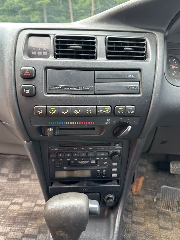 1995 Toyota Corolla Wagon - Image 2