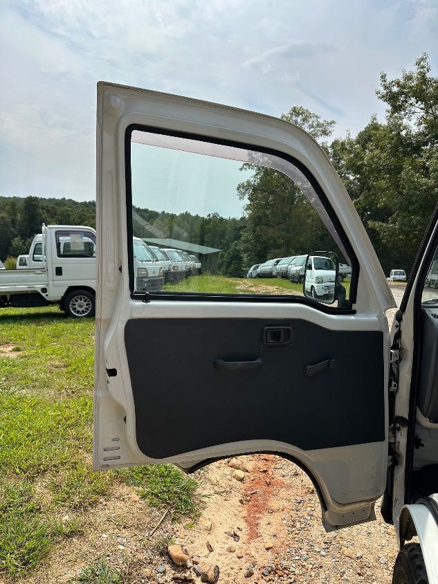 1997 Daihatsu Hijet - Image 24