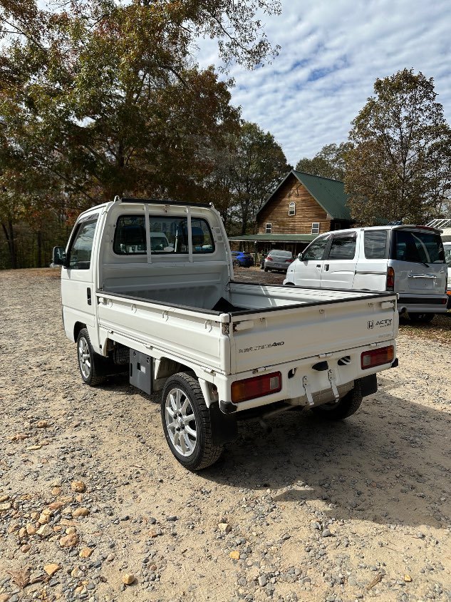 1996 Honda Acty - Image 2