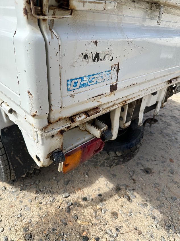 1994 Daihatsu Hijet - Image 6