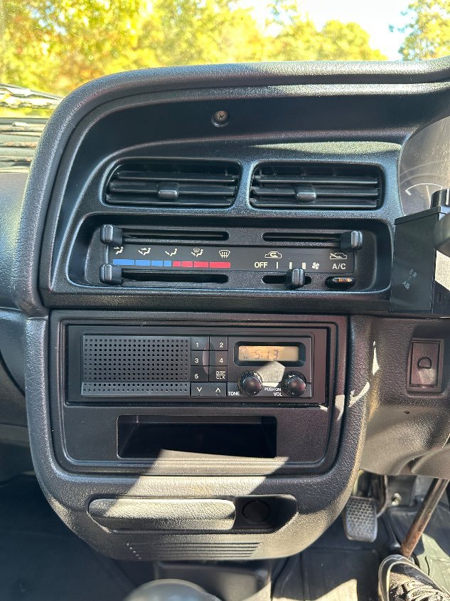 1996 Suzuki Carry - Image 28