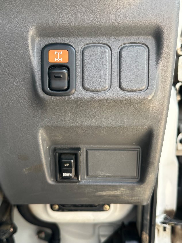 1997 Daihatsu Hijet - Image 14