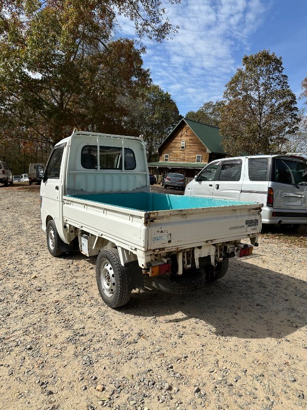 1994 Daihatsu Hijet - Image 13